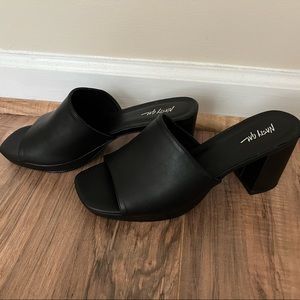Nasty Gal black mules sandals size 8
